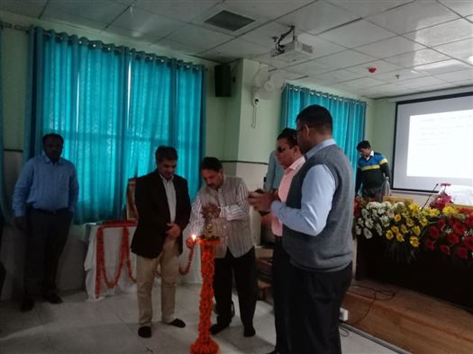दिनाँक 2-3-2020 को डॉ0 शकुंतला मिश्रा राष्ट्रीय पुनर्वास विश्व विद्यालय, मोहान रोड, लखनऊ में अपर मुख्य सचिव, उत्तर प्रदेश शासन, दिव्यांगजन सशक्तिकरण विभाग द्वारा UDID कार्ड हेतु प्रशिक्षण कार्यक्रम का शुभारंभ एवं उदबोधन /Start of UDID card training program at Dr. Shakuntala Mishra National Rehabilitation University, Mohan Road, Lucknow by ACS, Government of Uttar Pradesh, Empowerment of Persons with Disabilities Department on 02-03-2020